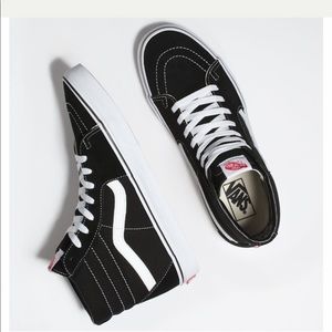 Vans black/white high tops